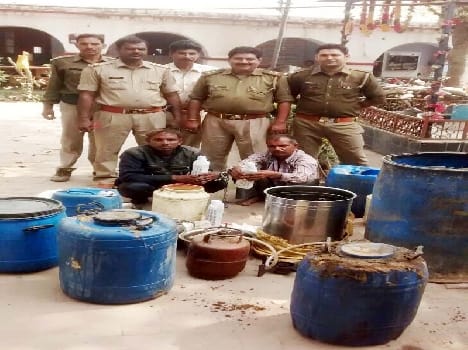 Two criminals arrested.